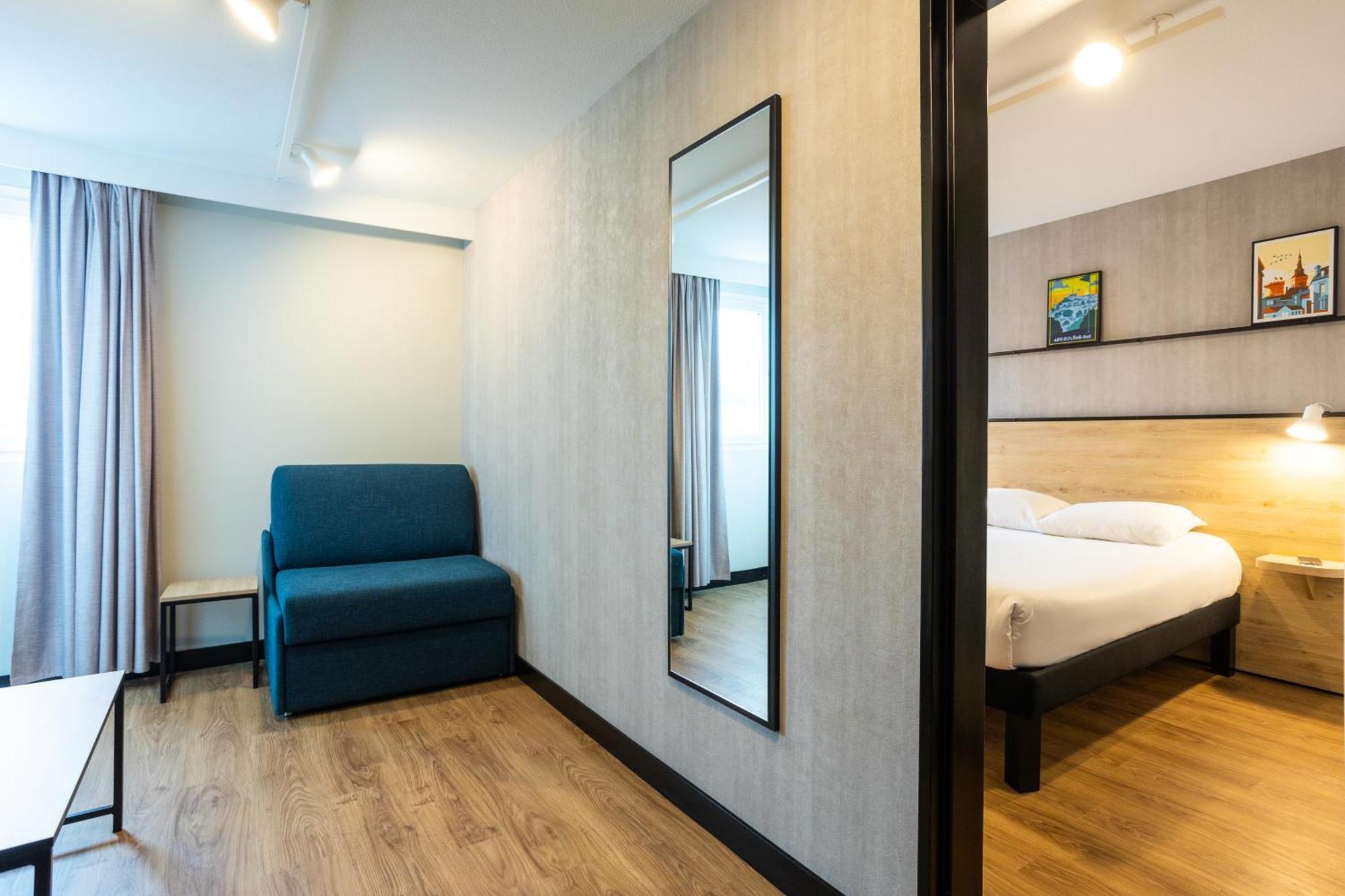 Отель Ibis Angouleme Nord Champniers  Экстерьер фото